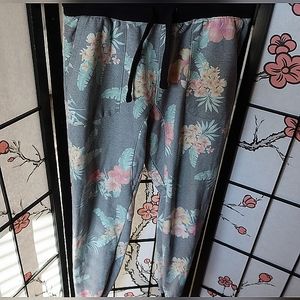 IML Floral Black Sweatpants Size Medium
